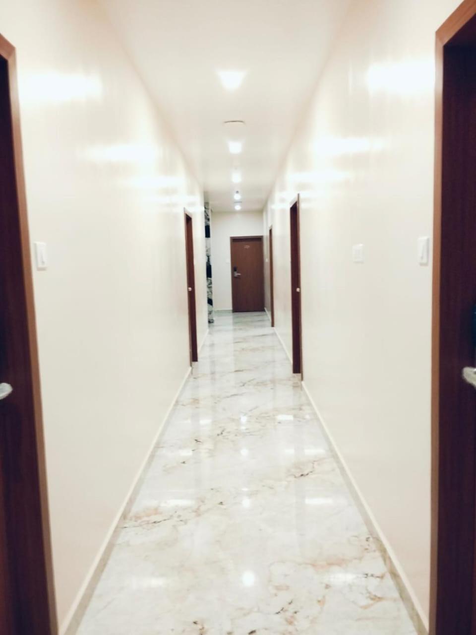 Tiruvannāmalai Uj Pallazzio - Business Class Luxury Hotel מראה חיצוני תמונה