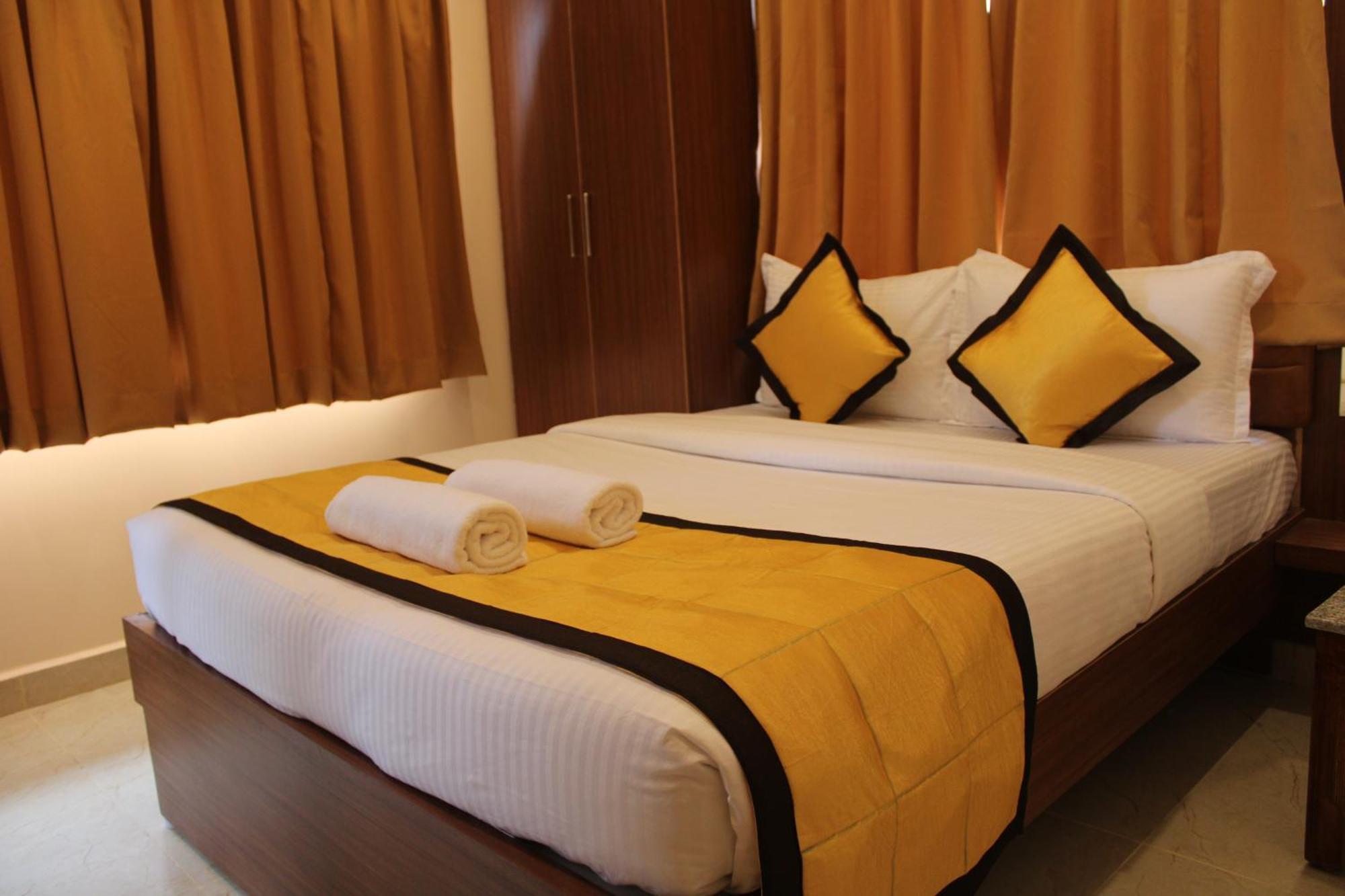 Tiruvannāmalai Uj Pallazzio - Business Class Luxury Hotel מראה חיצוני תמונה